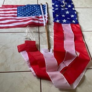 NWOT Patrotic Windsock and 2 flags